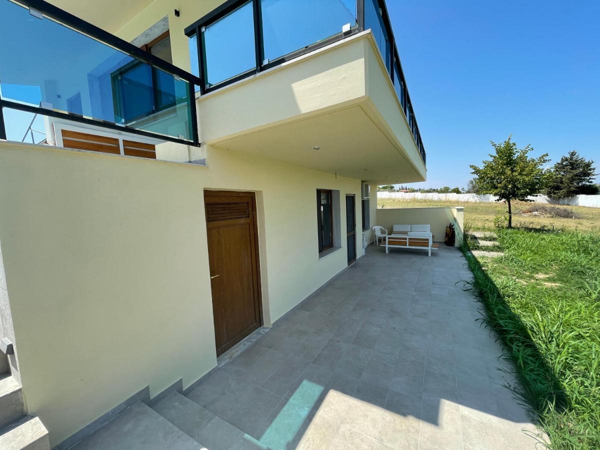 Serenity House Epanomi Exterior photo