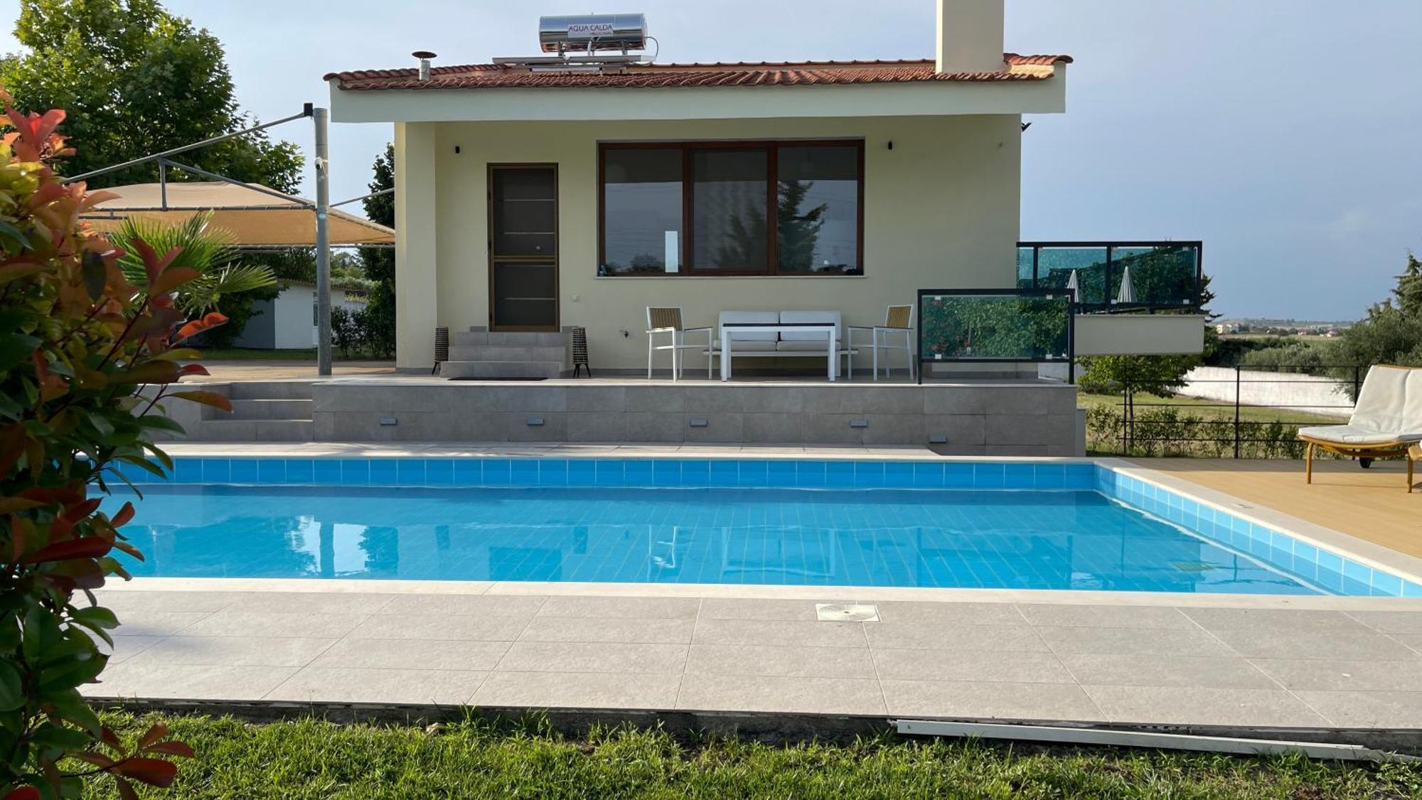 Serenity House Epanomi Exterior photo